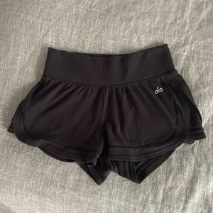 Alo shorts